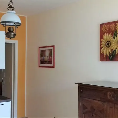 Apartment Deluxe *