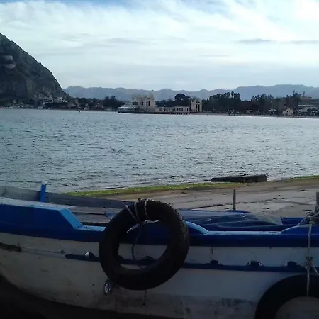 Deluxe * Mondello